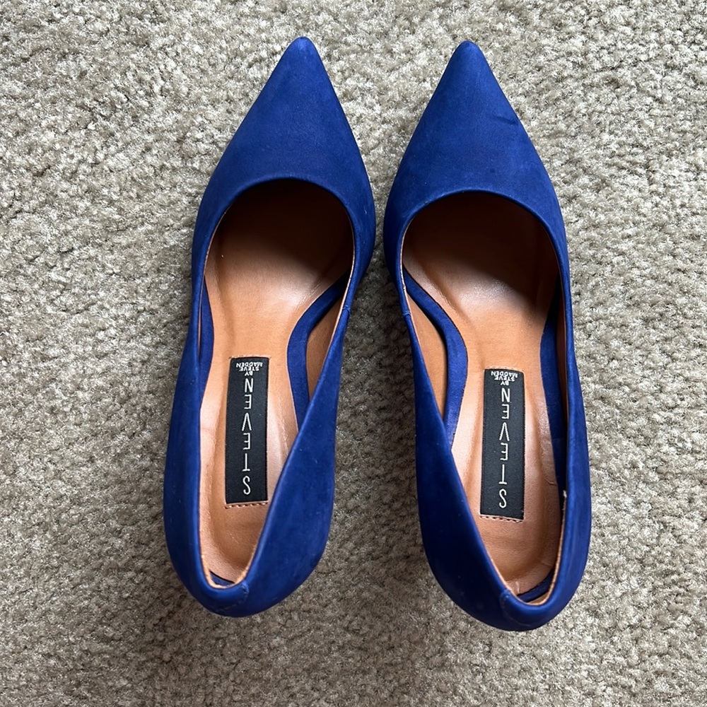 STEVEN Blue Nubuck Heels size 6
